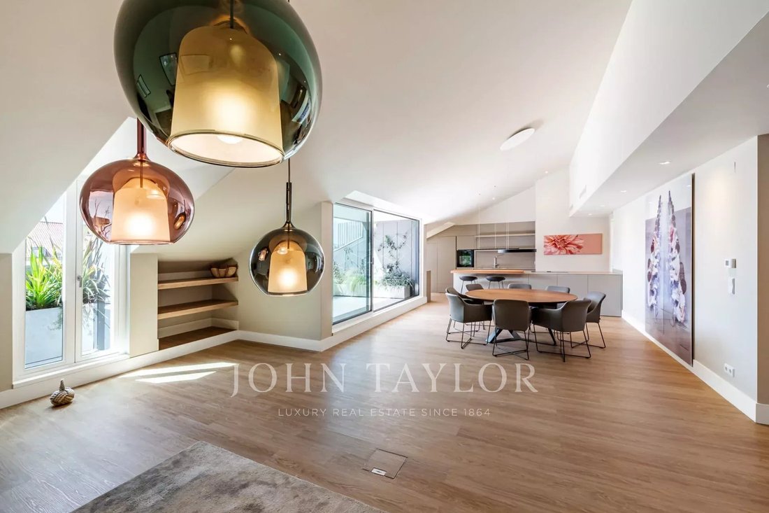 Apartment in Misericordia, Lisbon, Portugal 2 - 16202698