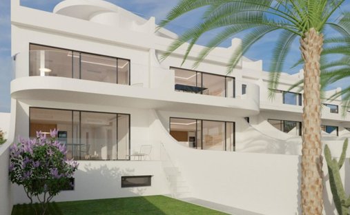 Apartment in Torrevieja, Valencian Community, Spain 1