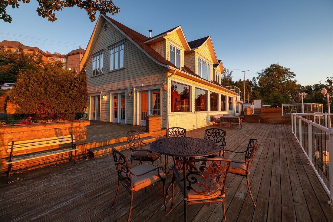 House in La Malbaie, Quebec, Canada 2 - 16063871