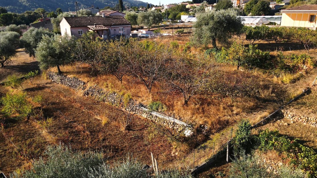 Land in Carros, Provence-Alpes-Côte d'Azur, France 4 - 16203259