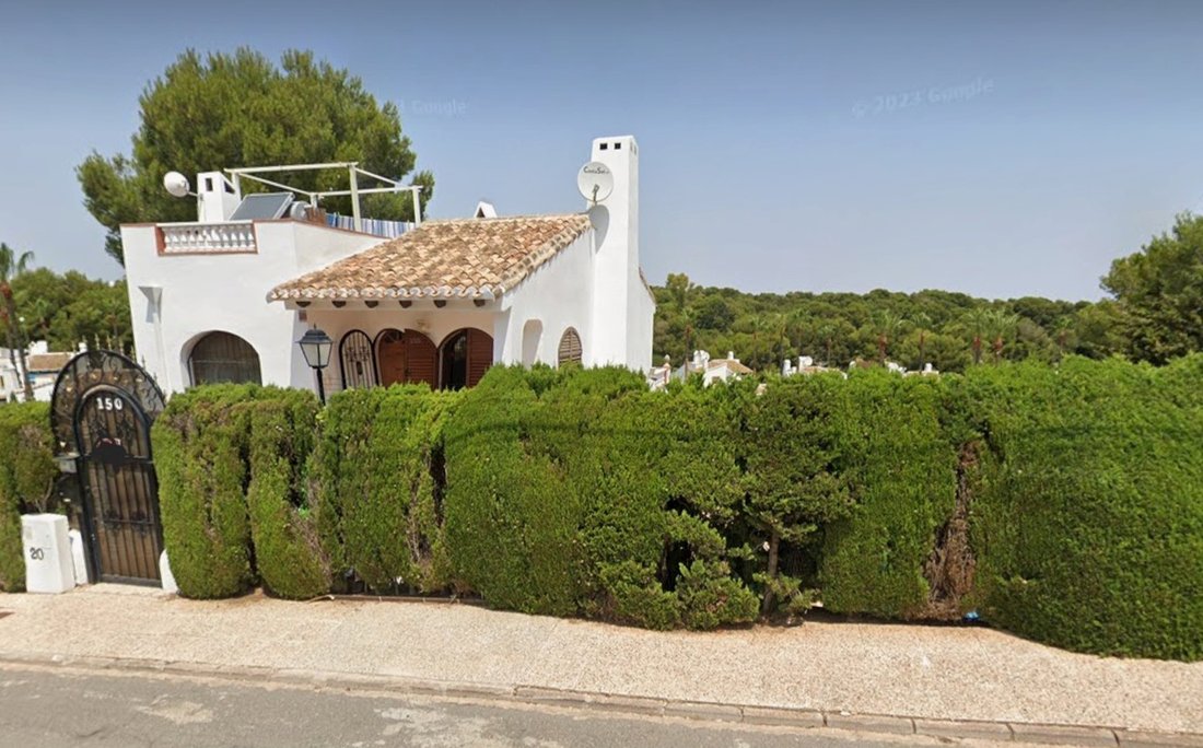 Villa in Orihuela, Valencian Community, Spain 1 - 16205047