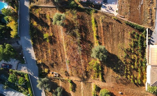 Land in Carros, Provence-Alpes-Côte d'Azur, France 1