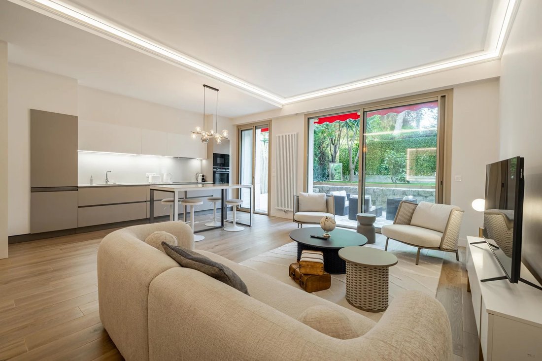 Appartement à Nice, Provence-Alpes-Côte d'Azur, France 1 - 16202646