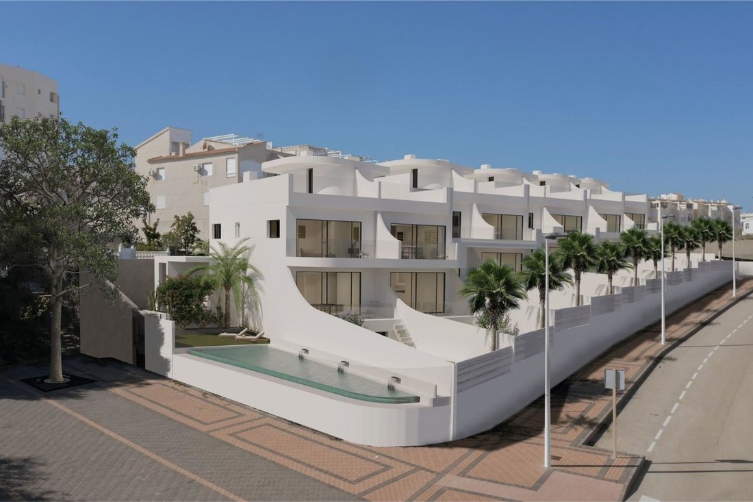 Apartment in Torrevieja, Valencian Community, Spain 5 - 16203320