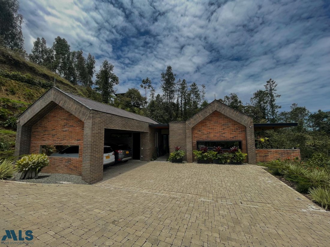 House in El Retiro, Retiro, Colombia 2 - 16209050