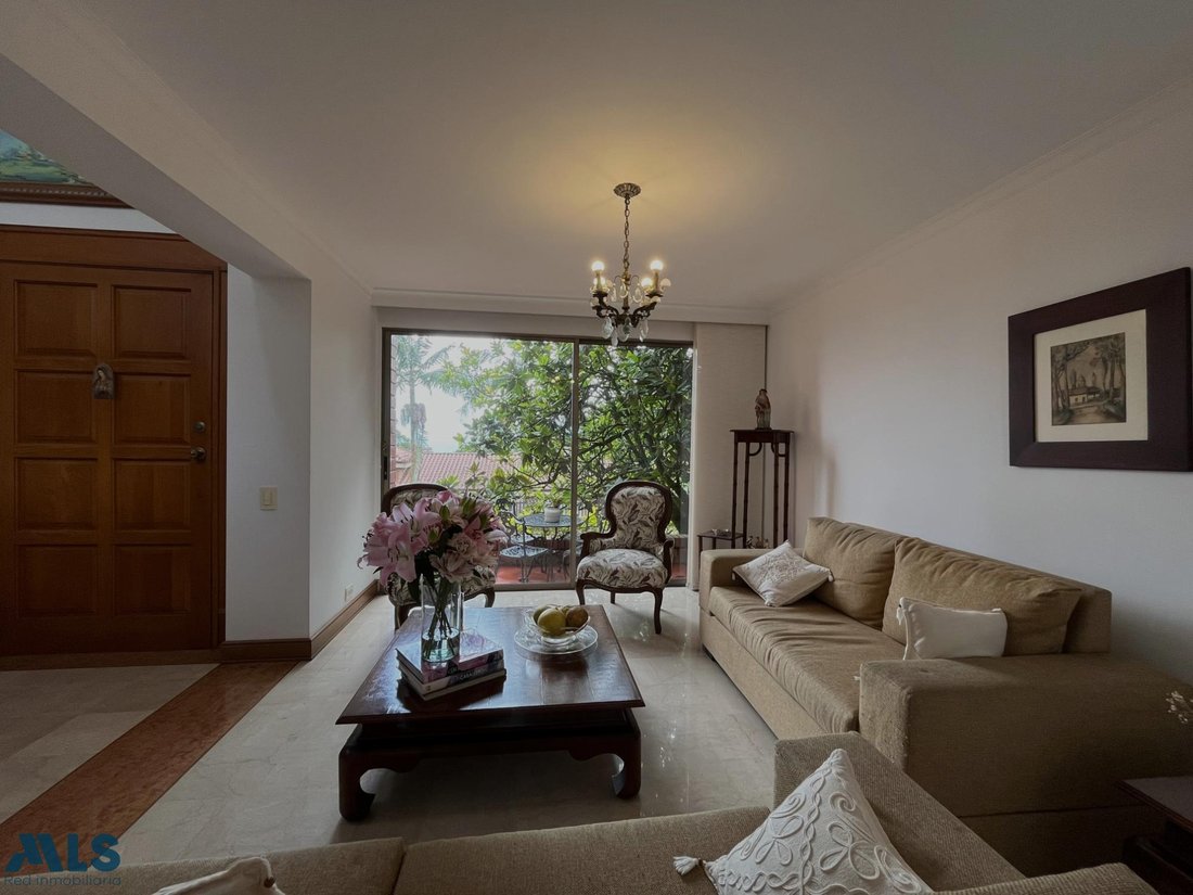 House in Medellín, Antioquia, Colombia 4 - 16208885