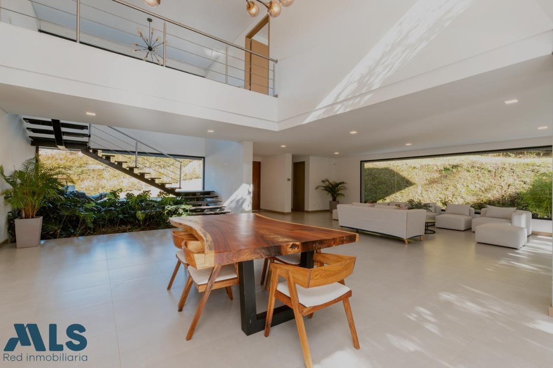 House in Envigado, Antioquia, Colombia 2 - 16209108