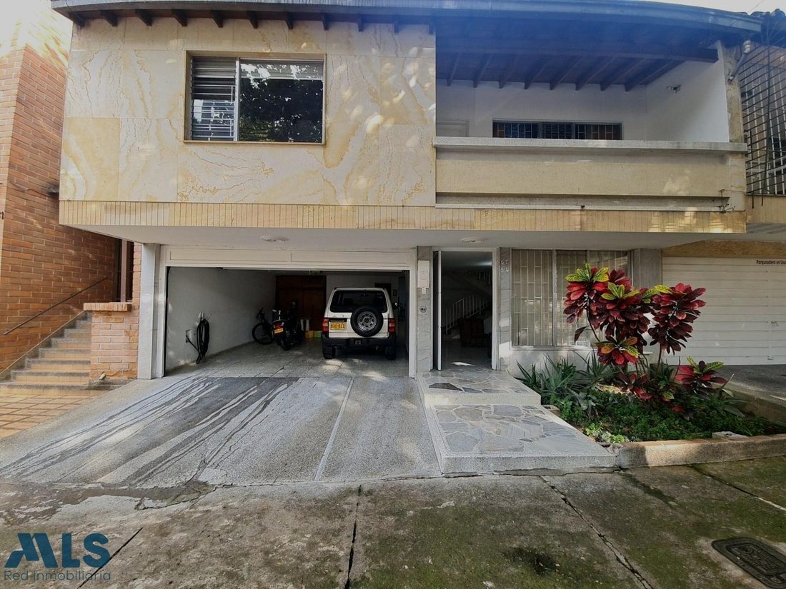 House in Medellín, Antioquia, Colombia 2 - 16209107