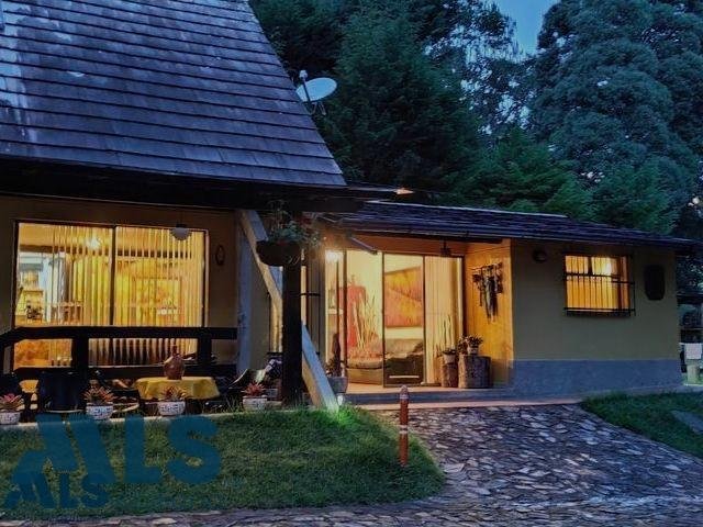 House in Santa Elena, Antioquia, Colombia 1 - 16209099