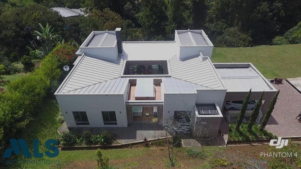 House in La Estrella, Antioquia, Colombia 1 - 16209061