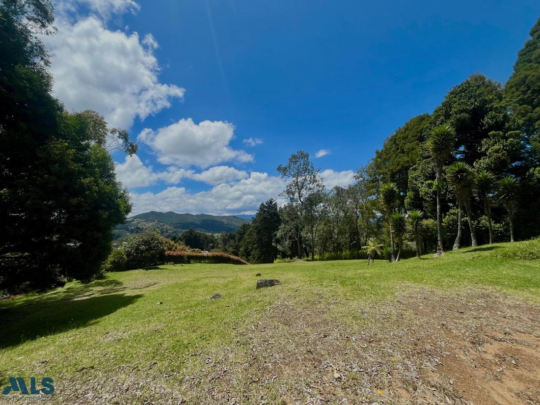 Land in Envigado, Antioquia, Colombia 2 - 16208864