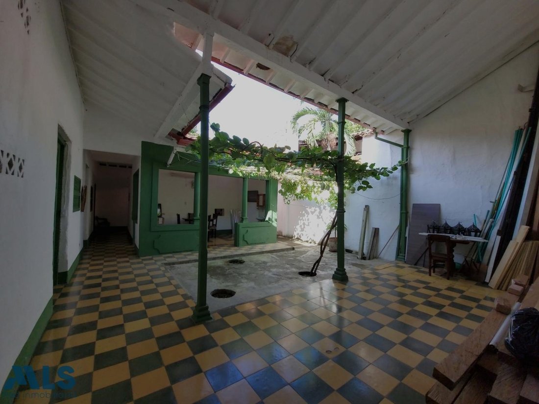 House in Santa Fe de Antioquia, Antioquia, Colombia 1 - 16208908