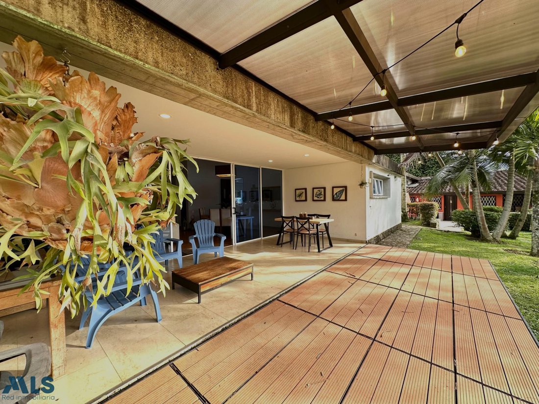 House in Envigado, Antioquia, Colombia 4 - 16208392