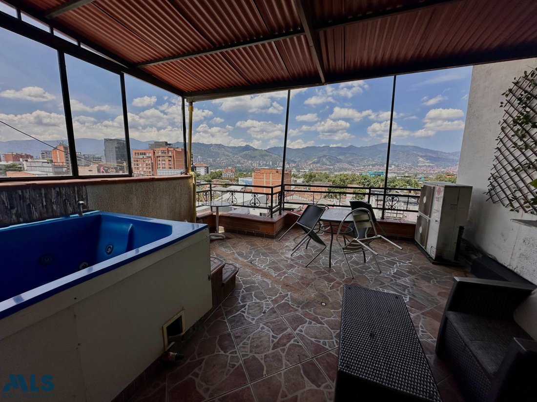 Apartment in Medellín, Antioquia, Colombia 2 - 16208289