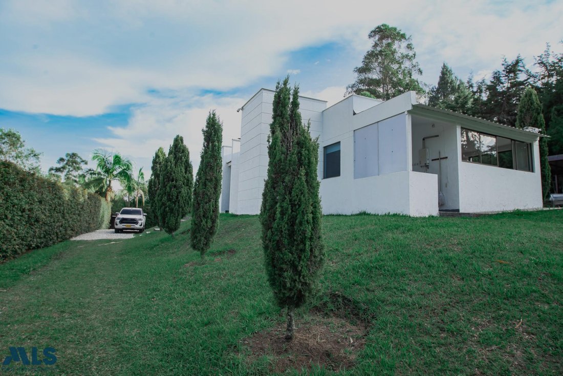House in Rionegro, Antioquia, Colombia 2 - 16209045