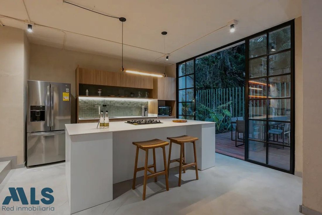 House in Medellín, Antioquia, Colombia 5 - 16209027