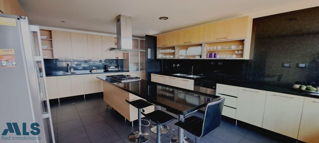 Apartment in Medellín, Antioquia, Colombia 5 - 16208854