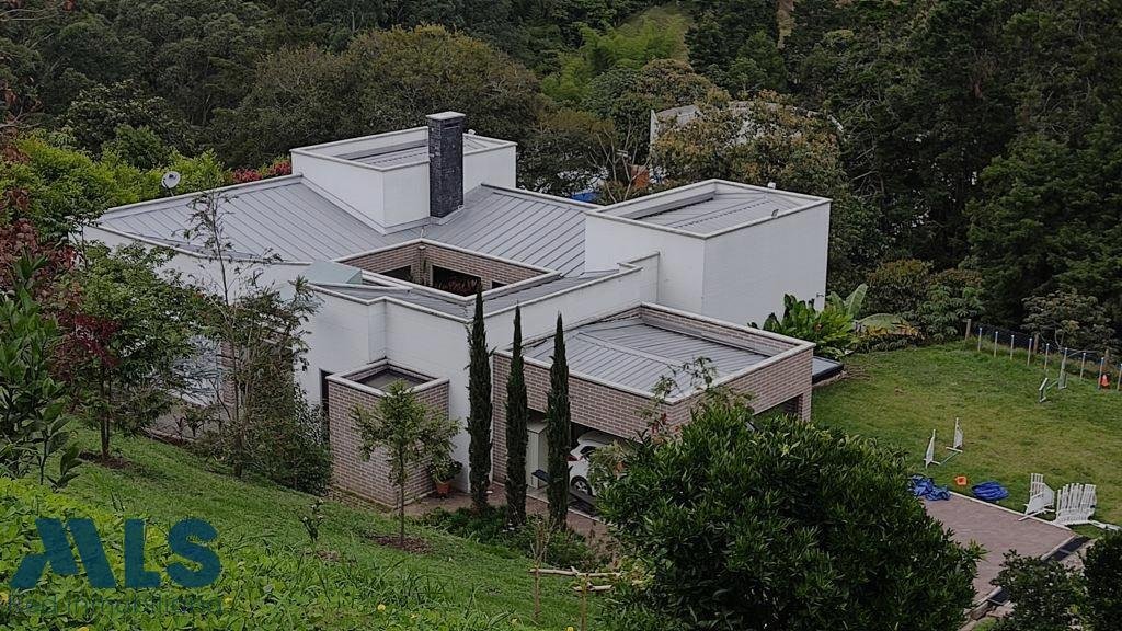 House in La Estrella, Antioquia, Colombia 3 - 16209061
