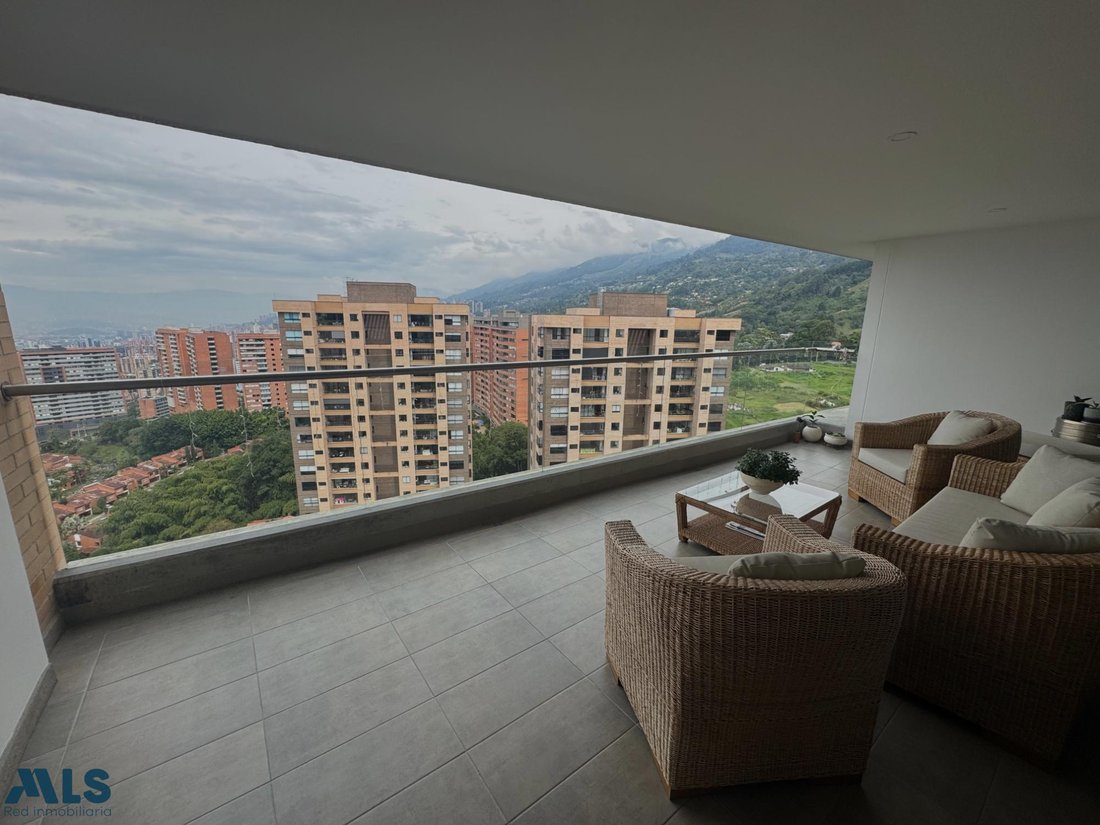 Apartment in Envigado, Antioquia, Colombia 1 - 16208873
