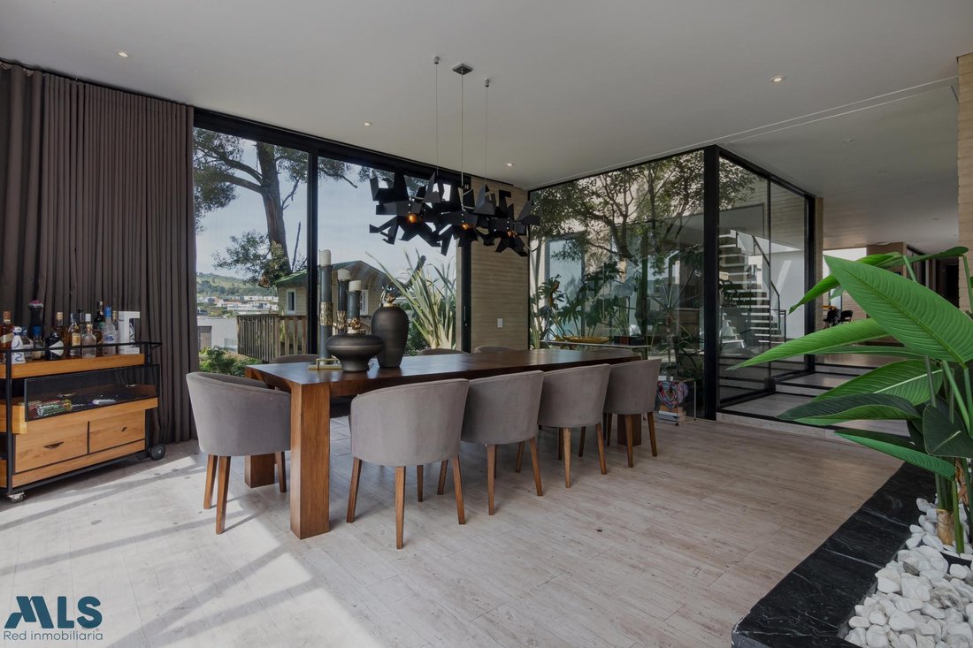 House in Envigado, Antioquia, Colombia 3 - 16209038