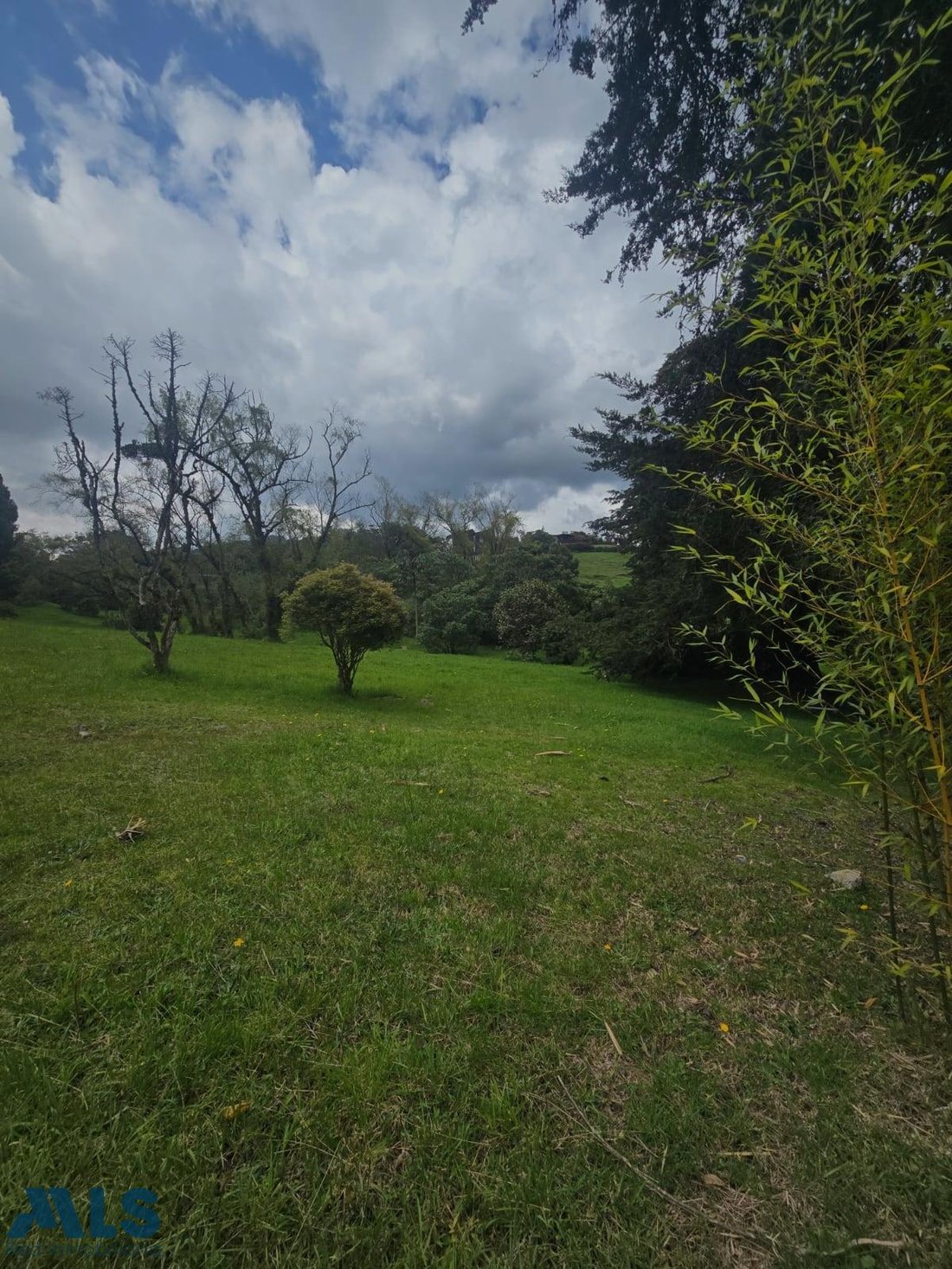 Land in Envigado, Antioquia, Colombia 2 - 16208869