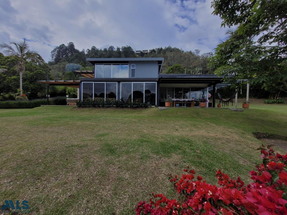 House in Rionegro, Antioquia, Colombia 2 - 16209090