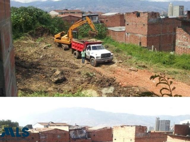 Land in Medellín, Antioquia, Colombia 1 - 16208594