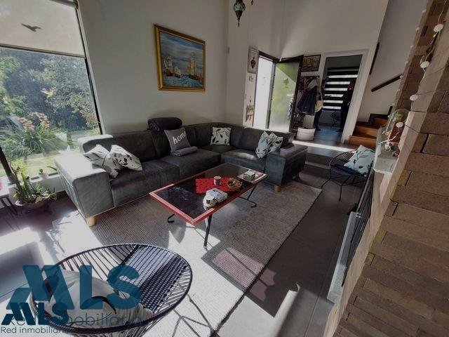 House in Rionegro, Carmen de Viboral, Colombia 3 - 16209053