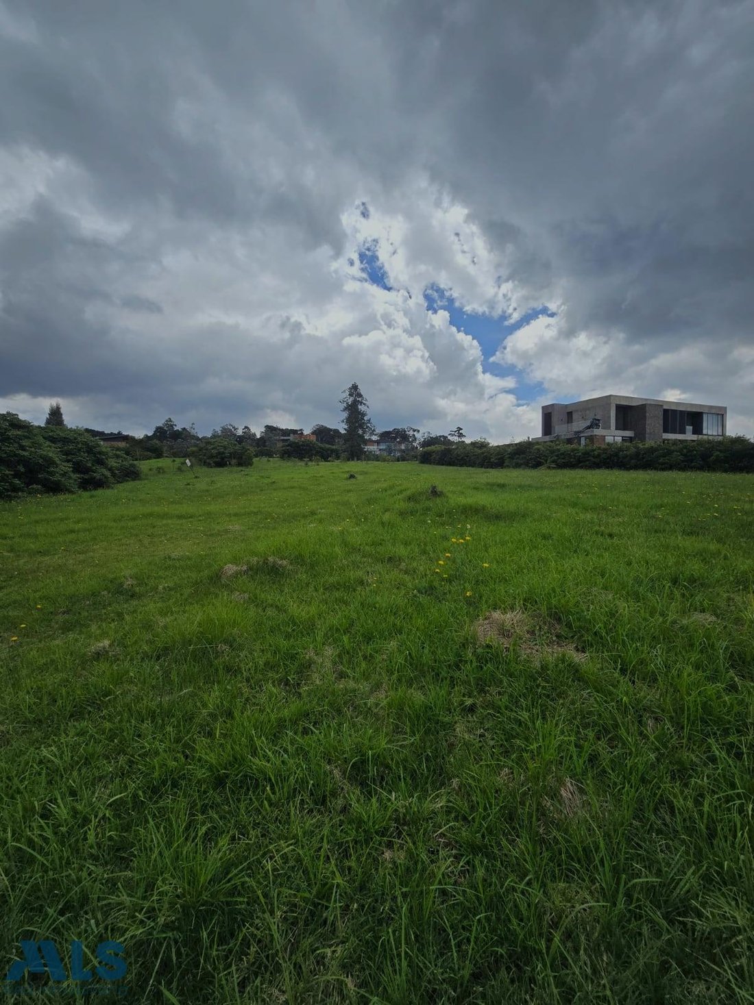 Land in Envigado, Antioquia, Colombia 3 - 16208872
