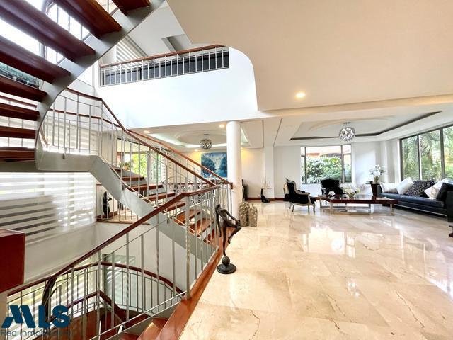 House in Medellín, Antioquia, Colombia 3 - 16208599