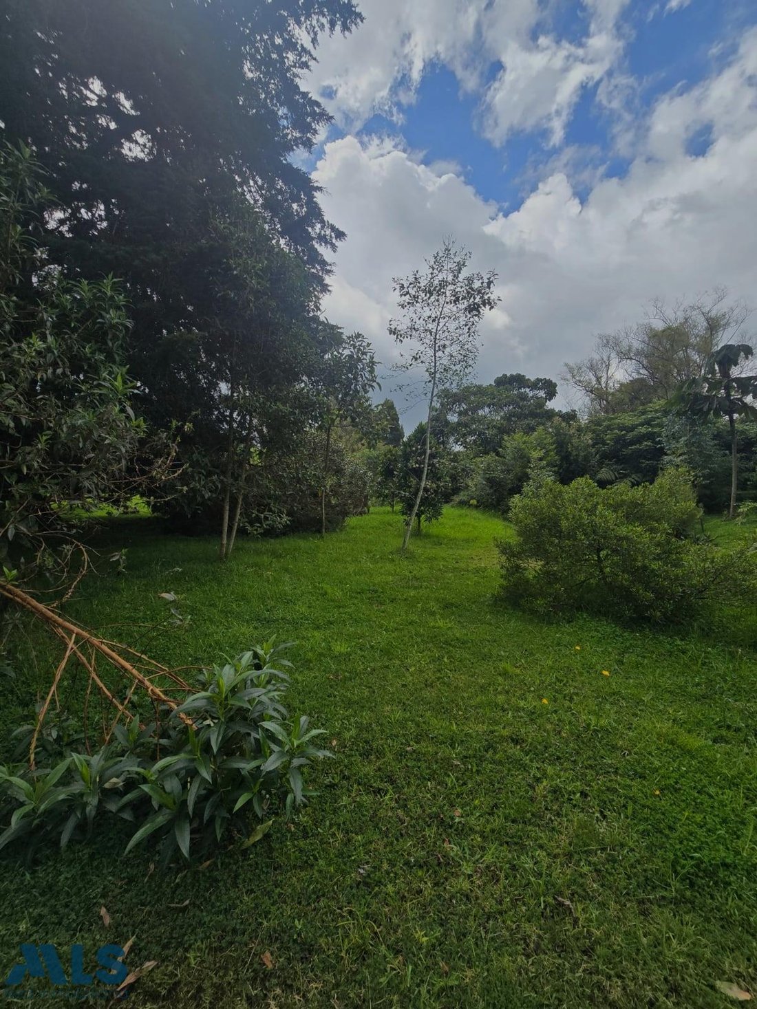 Land in Envigado, Antioquia, Colombia 4 - 16208869