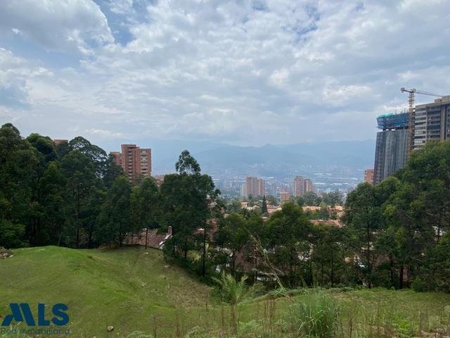 Land in Medellín, Antioquia, Colombia 1 - 16208323