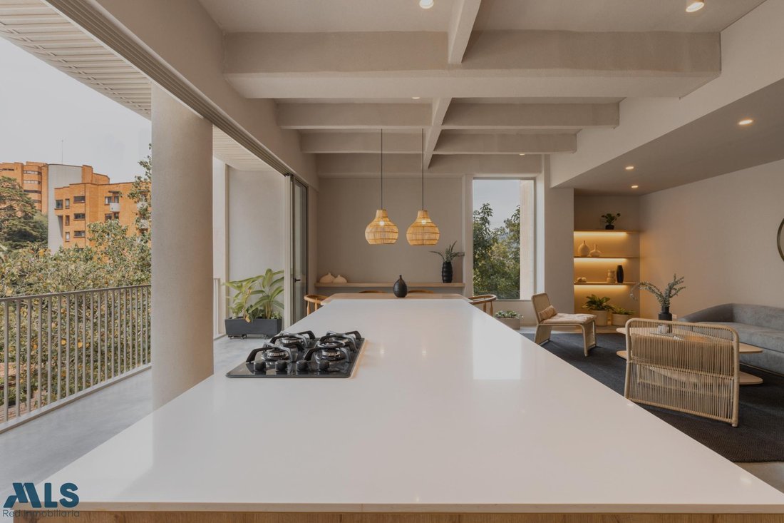 Apartment in Medellín, Antioquia, Colombia 3 - 16208454