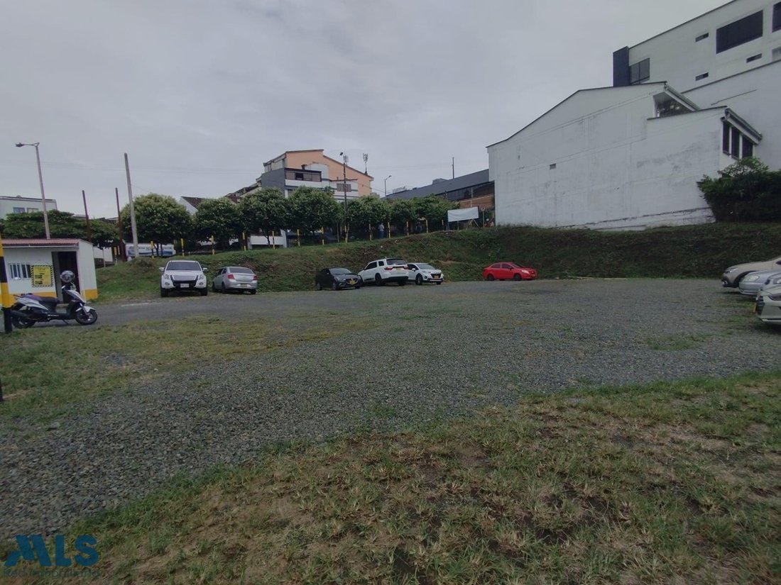 Land in Pereira, Risaralda, Colombia 1 - 16209056