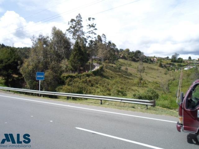 Land in Guarne, Guarne, Colombia 1 - 16208641