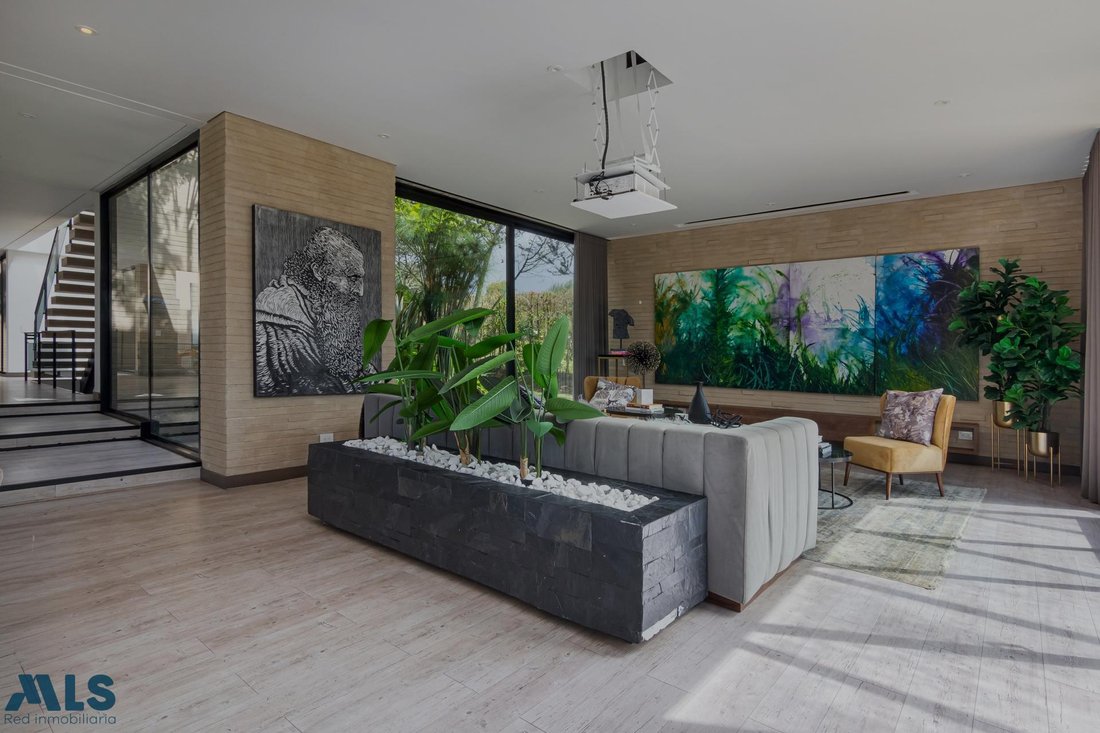 House in Envigado, Antioquia, Colombia 2 - 16209038