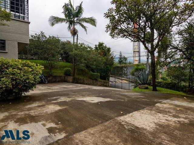 House in Medellín, Antioquia, Colombia 3 - 16209119