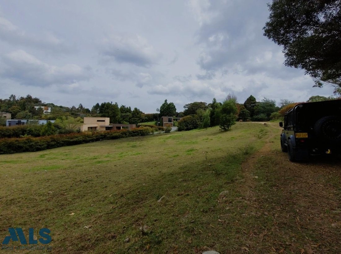 Land in Envigado, Antioquia, Colombia 1 - 16208966