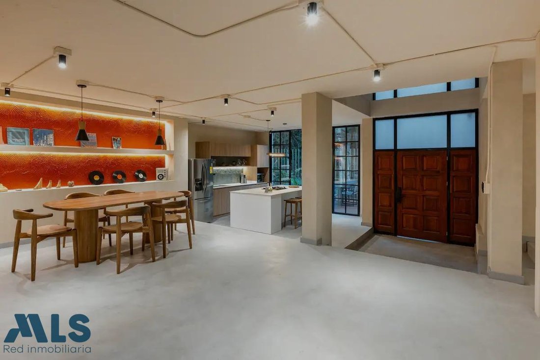 House in Medellín, Antioquia, Colombia 3 - 16209027