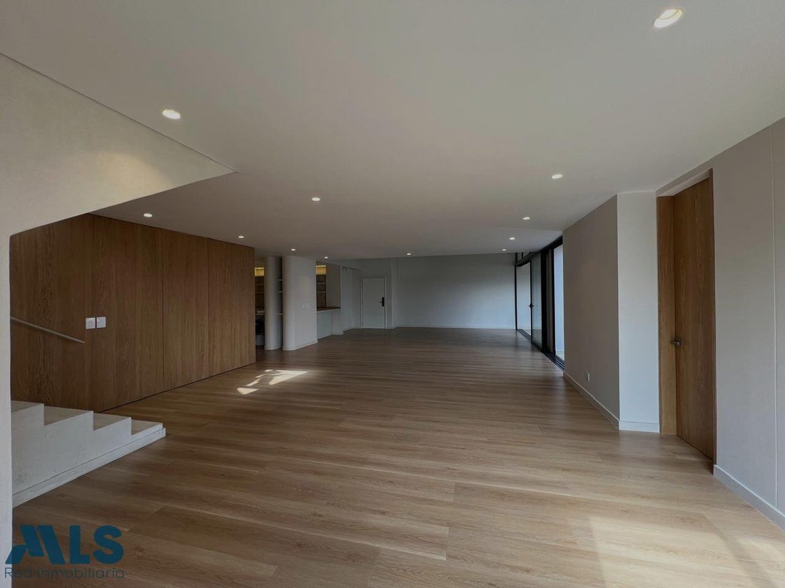 Apartment in Medellín, Antioquia, Colombia 1 - 16208692