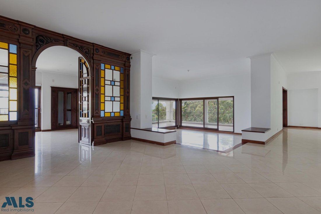 House in Medellín, Antioquia, Colombia 3 - 16209039