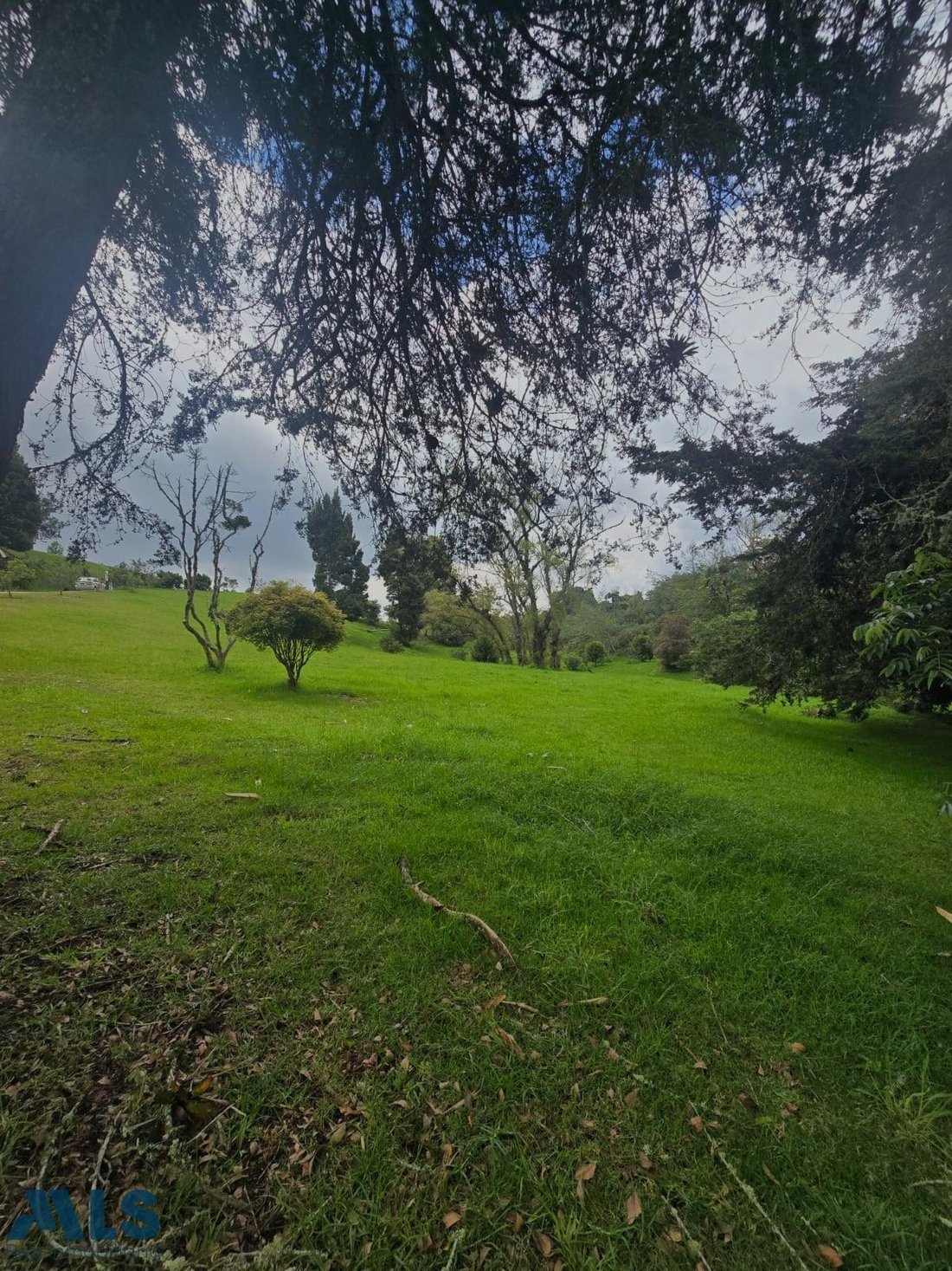 Land in Envigado, Antioquia, Colombia 3 - 16208869