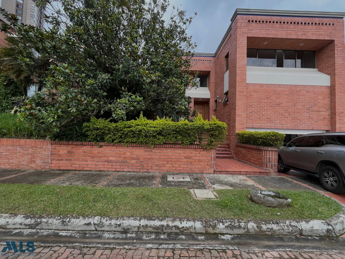 House in Medellín, Antioquia, Colombia 2 - 16208885