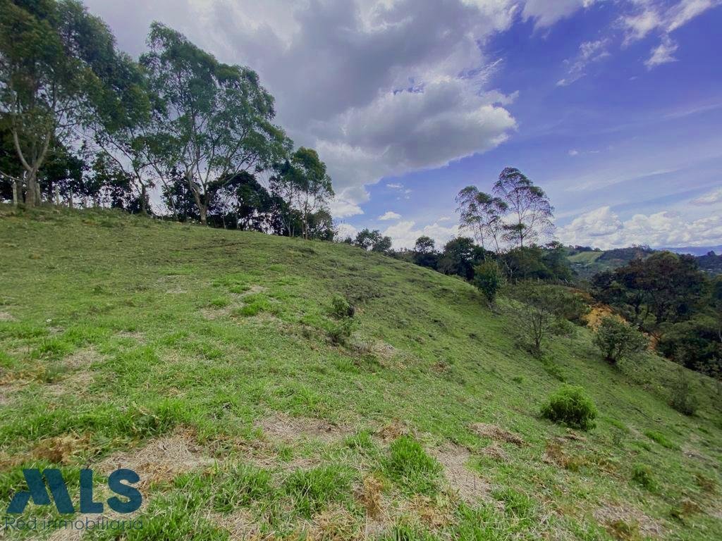 Land in Guarne, Antioquia, Colombia 1 - 16208999