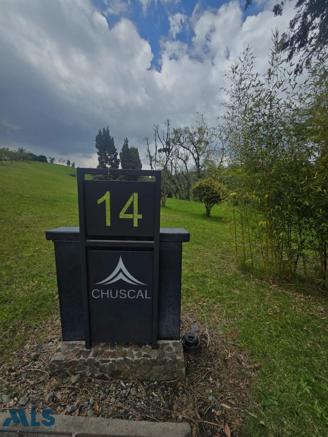 Land in Envigado, Antioquia, Colombia 1 - 16208869