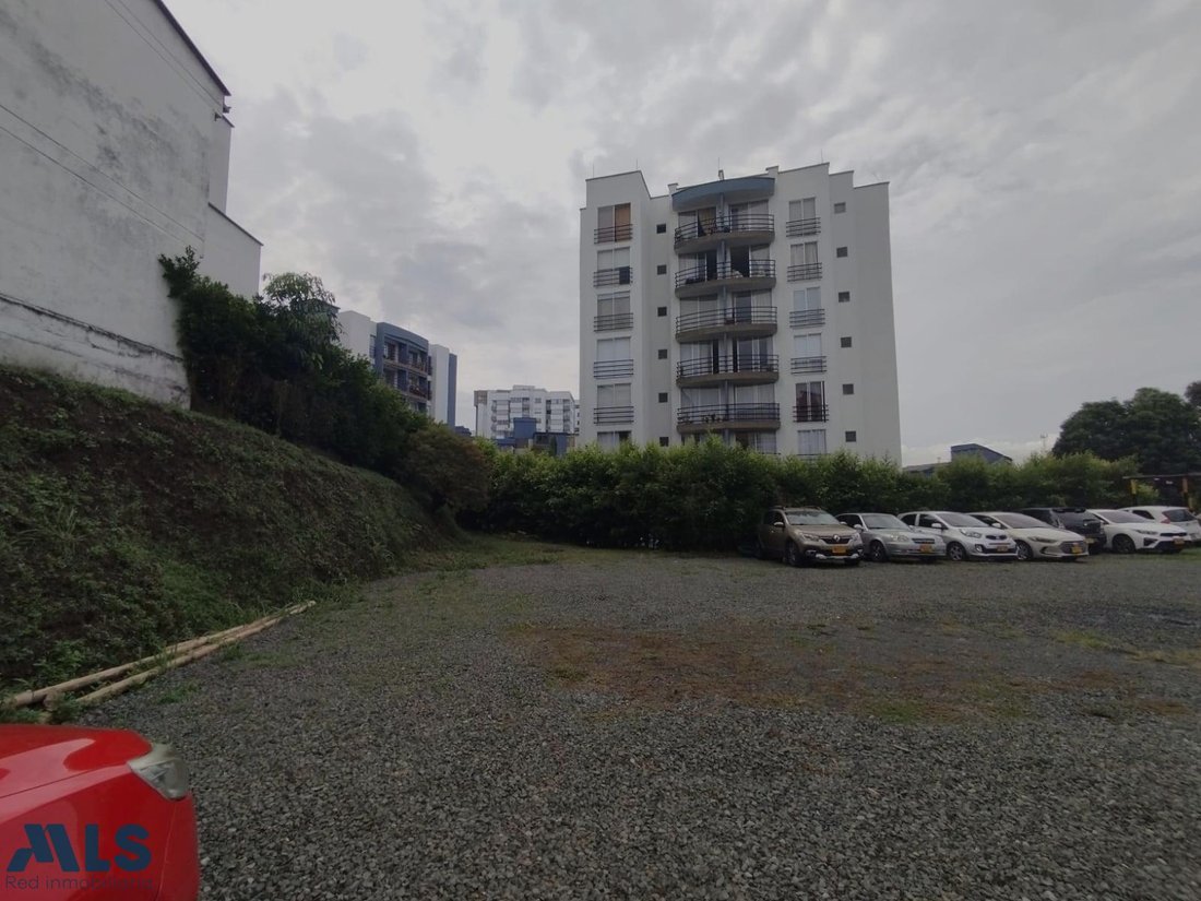 Land in Pereira, Risaralda, Colombia 4 - 16209056