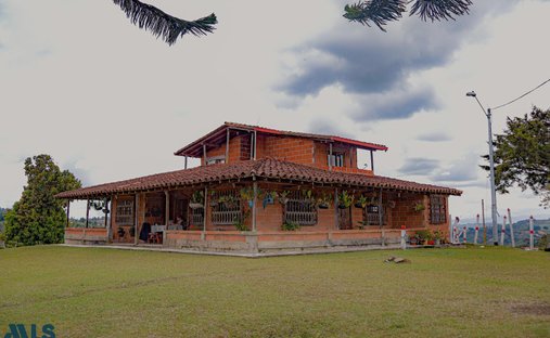 Land in San Vicente, Antioquia, Colombia 1