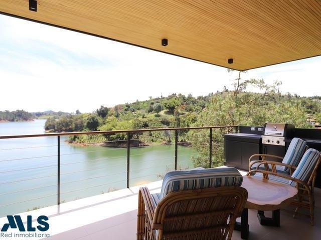 House in El Peñol, Peñol, Colombia 5 - 16208298