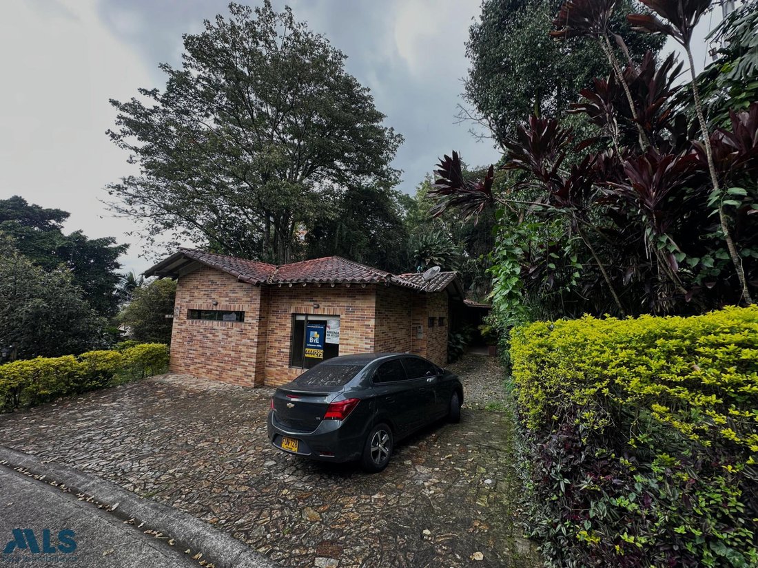 House in Envigado, Antioquia, Colombia 3 - 16208980