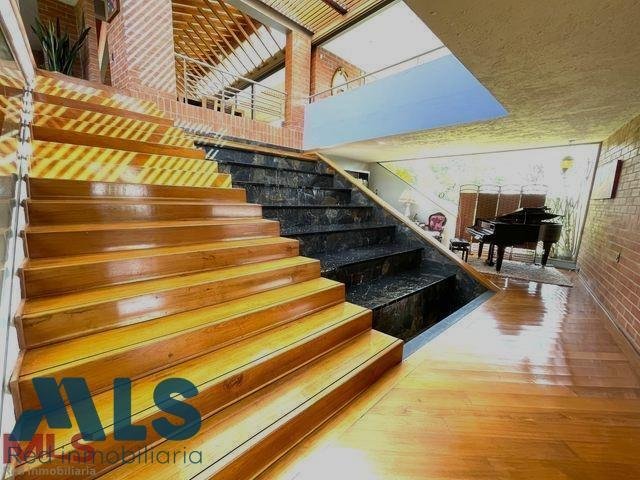House in Medellín, Antioquia, Colombia 3 - 16208333